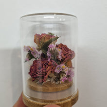 Load image into Gallery viewer, Dried flower Glass Domes