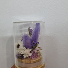 Load image into Gallery viewer, Dried flower Glass Domes